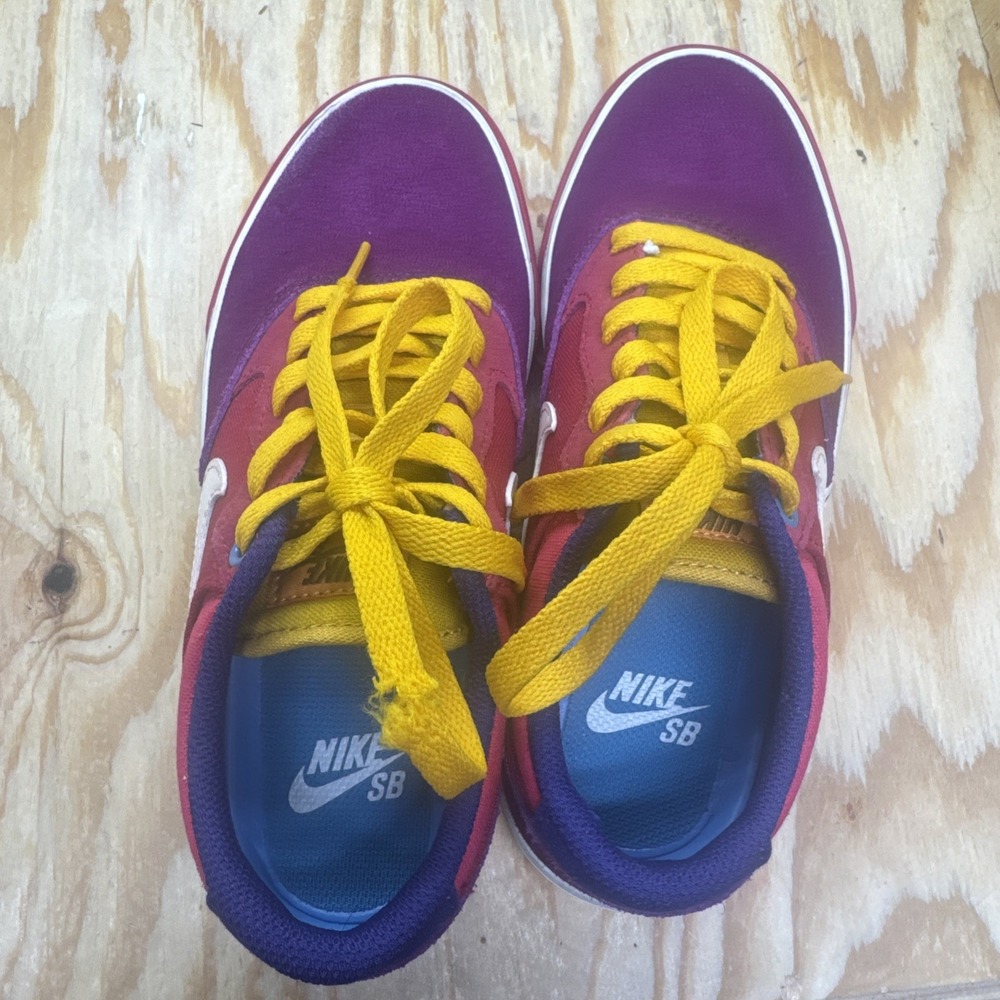 Nike SB Chron 2 Skate Shoes 4.5 Men Suede Purple Yellow Solarsoft Low Top - Picture 8 of 9
